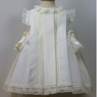 MANTILLA BAUTIZO Y CEREMONIA EN CRISTAL Y ENCAJE-REFERENCIA 400-ALTA COSTURA GUGGOS